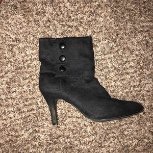 Size 7.5 black booties